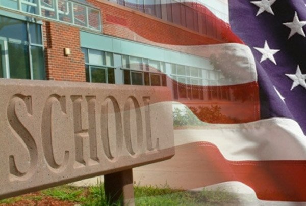 public://field/image/20150827_american_school_600.jpg