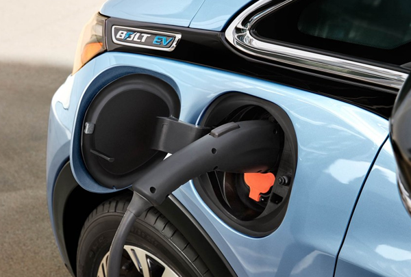 public://field/image/20171018_voiture_elect.png