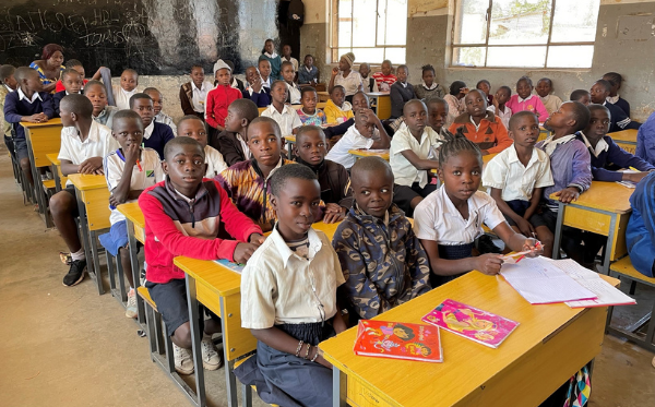 public://field/image/20220520_classe_congo_1.png