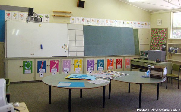 public://field/image/2320_09_29_classe_vide.jpg