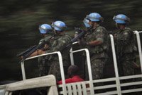 /sites/default/files/archives/images/photos_international/haiti_arme_canada.jpg